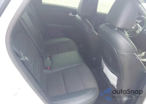 2020 Kia Forte Gt-Line z USA, uszkodzony, nr VIN 3KPF34AD4LE257281